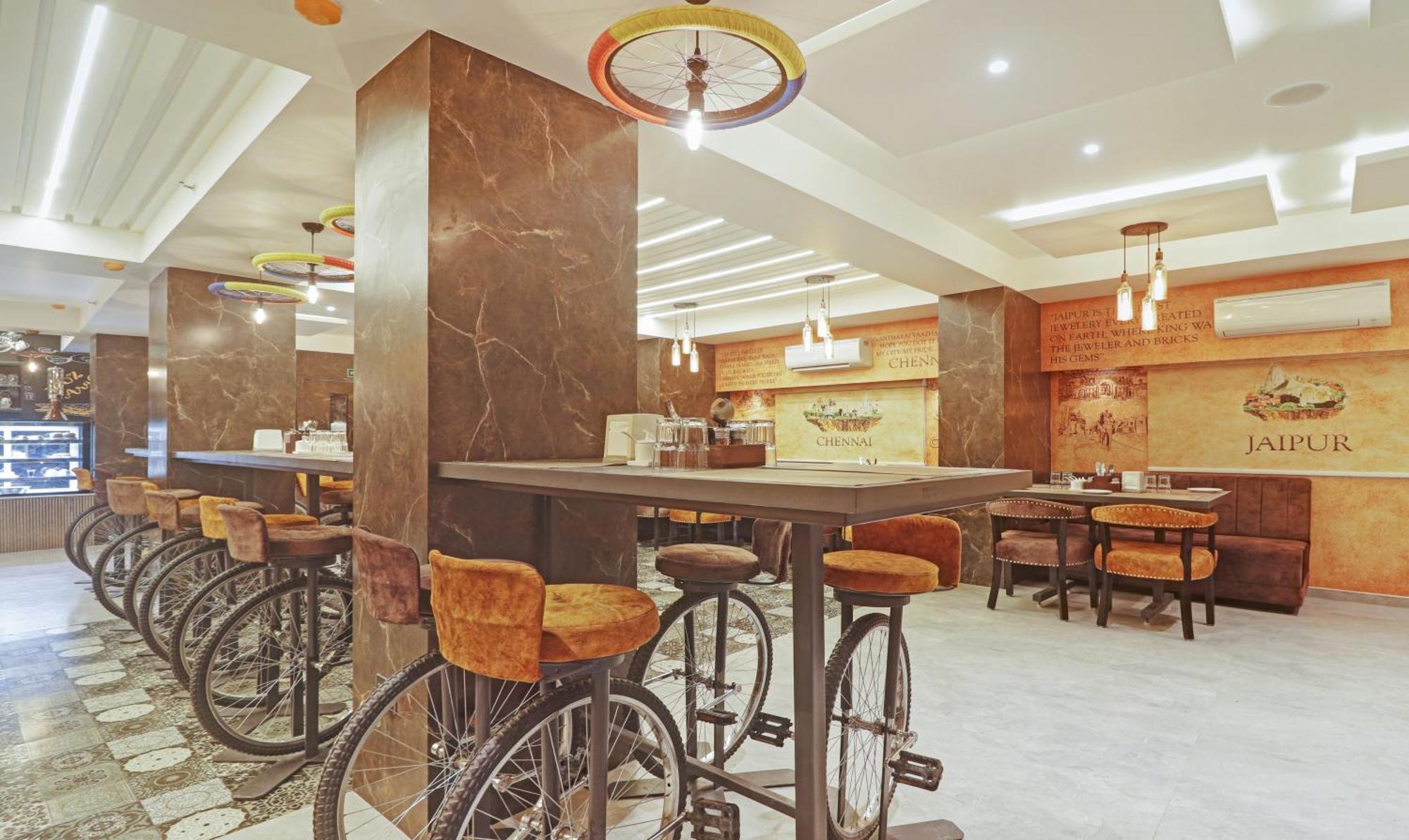 Treebo Premium Seven Lake View Haidarábád Kültér fotó