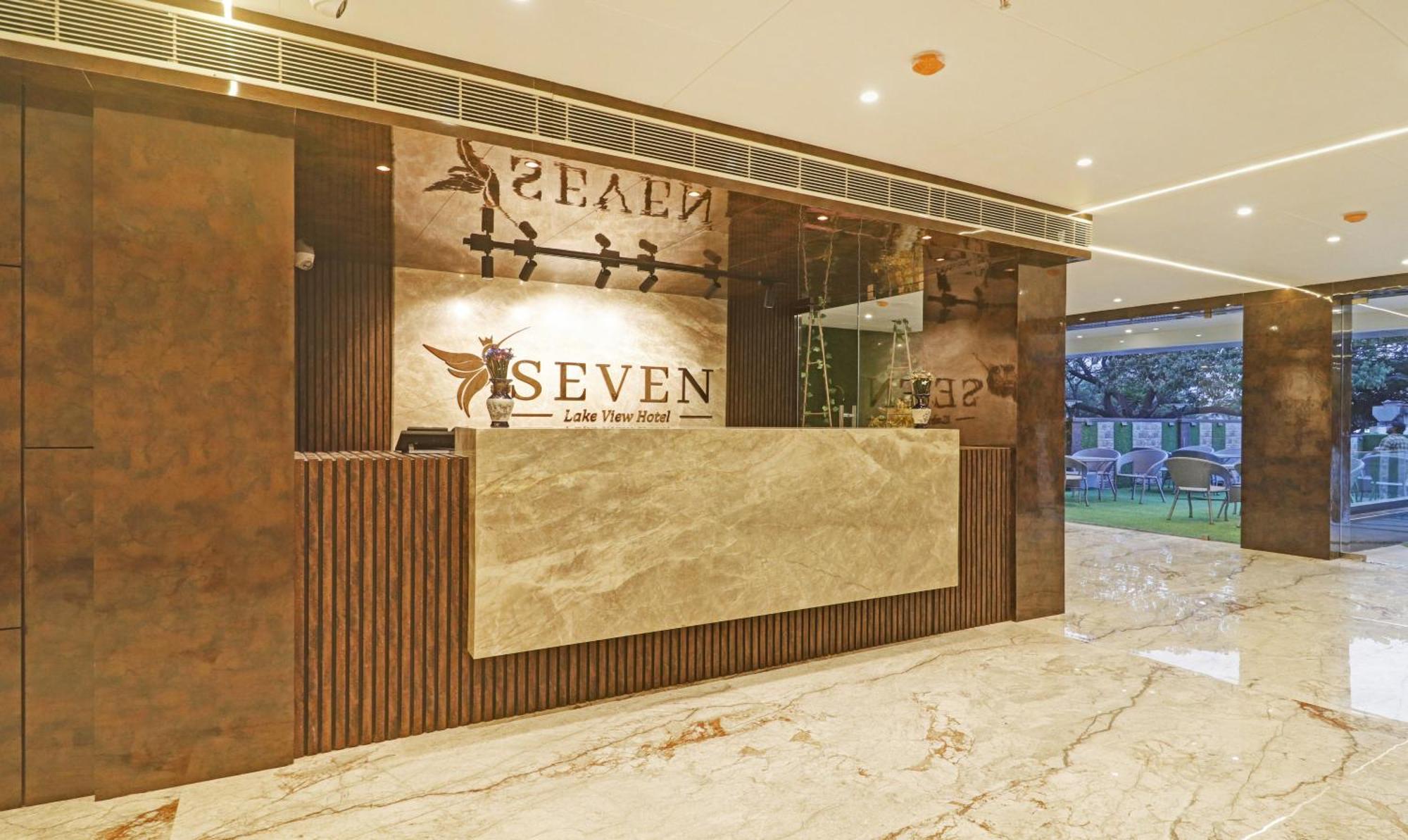Treebo Premium Seven Lake View Haidarábád Kültér fotó